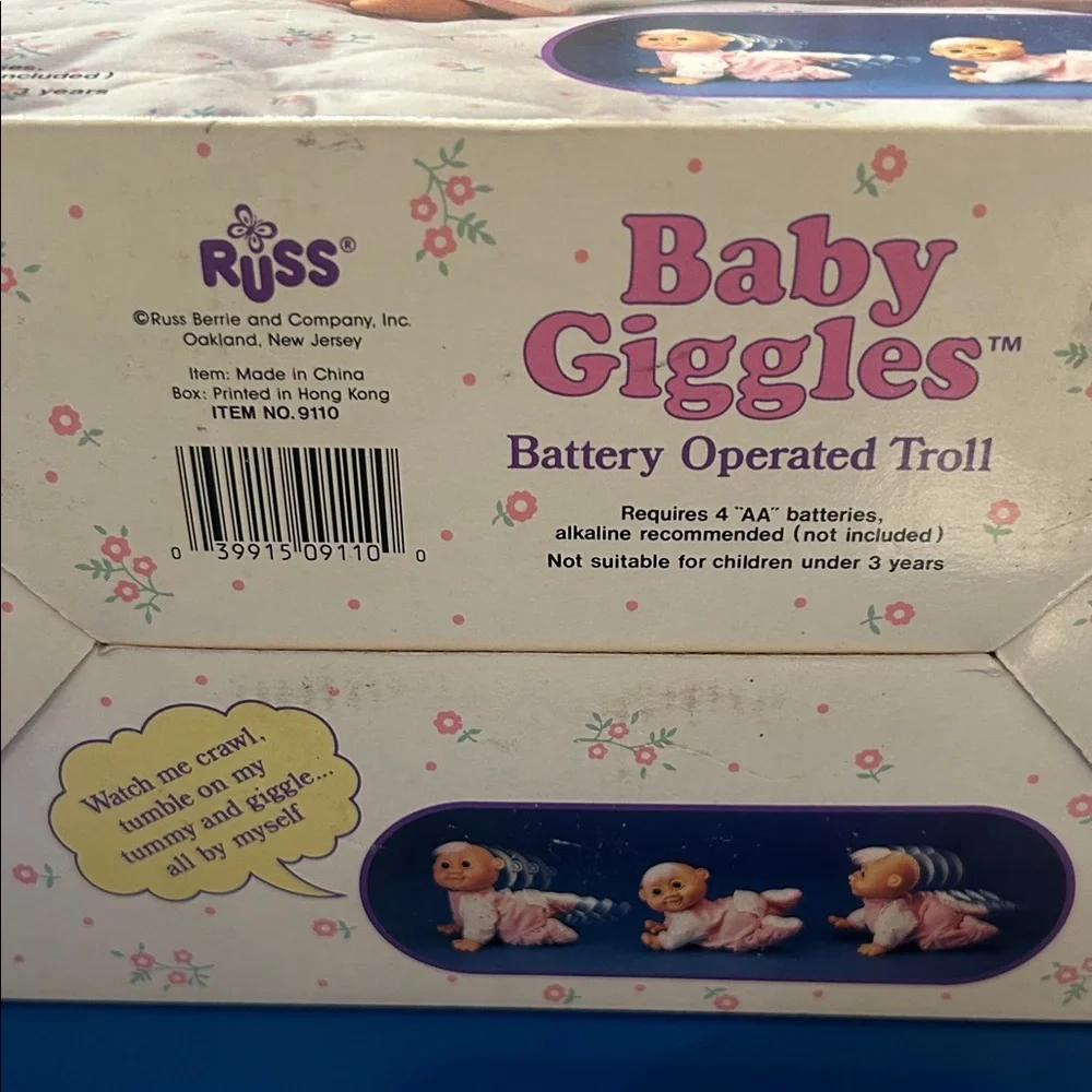 Russ Pink and White Baby Doll with Polka Dots! Baby toy! Vintage! Troll lovers! - Picture 8 of 9